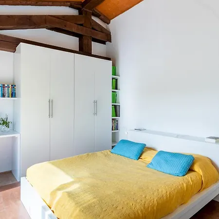 Villa Cascina La Valle 10&2, Emma