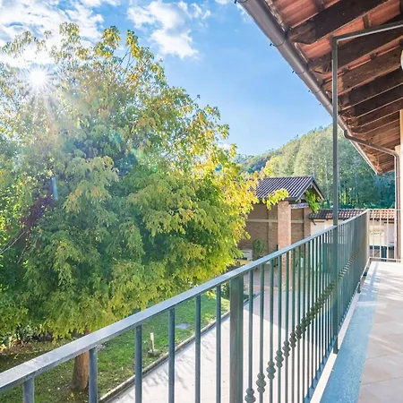 Villa Cascina La Valle 10&2, Emma