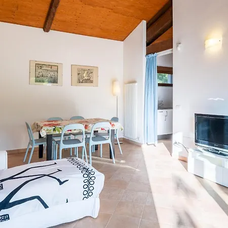 Cascina La Valle 10&2, Emma Villa