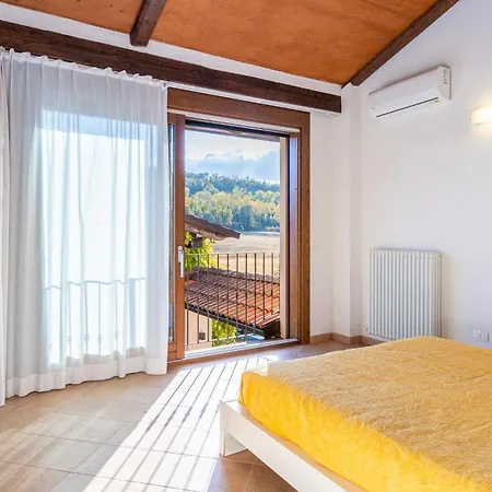 Cascina La Valle 10&2, Emma Ozzano Monferrato